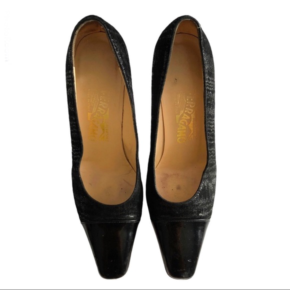 SALVATORE FERRAGAMO Suede Patent Cap Toe Pumps Size 7.5 - Picture 4 of 9